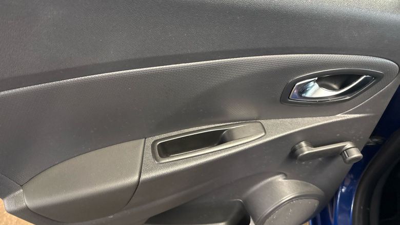 Renault Clio 1.2 TCE Dynamique Nav 5dr Petrol Hatchback